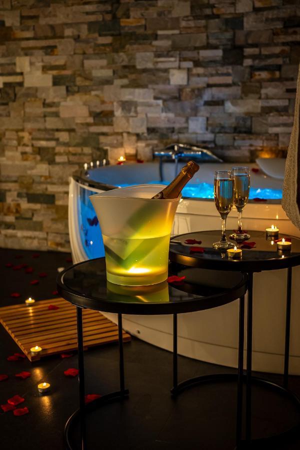 Cocon Relax - Jacuzzi - Cinema Apartment Montbeliard Exterior photo