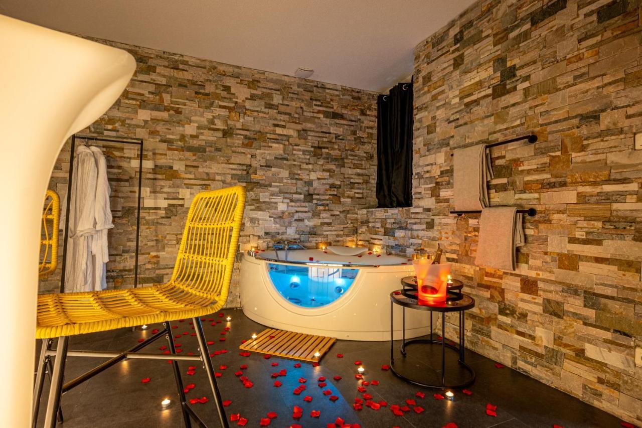Cocon Relax - Jacuzzi - Cinema Apartment Montbeliard Exterior photo